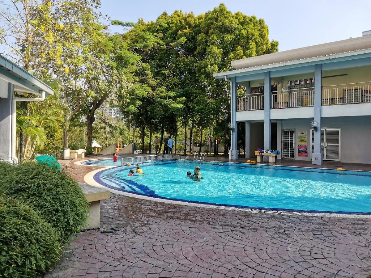 Ainis Guest House In Vista Amani Condominium Kuala Lumpur