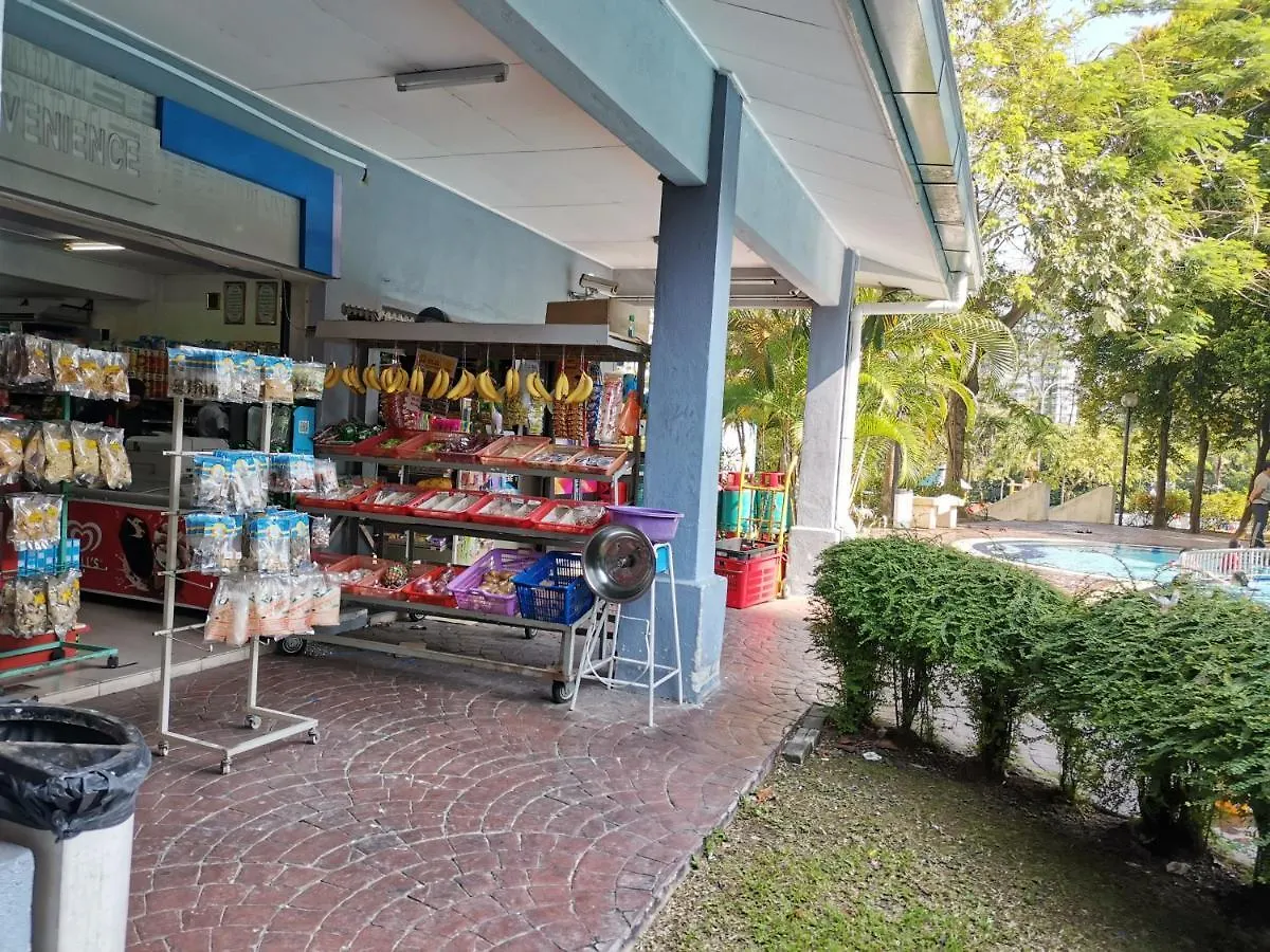 Ainis Guest House In Vista Amani Condominium Kuala Lumpur